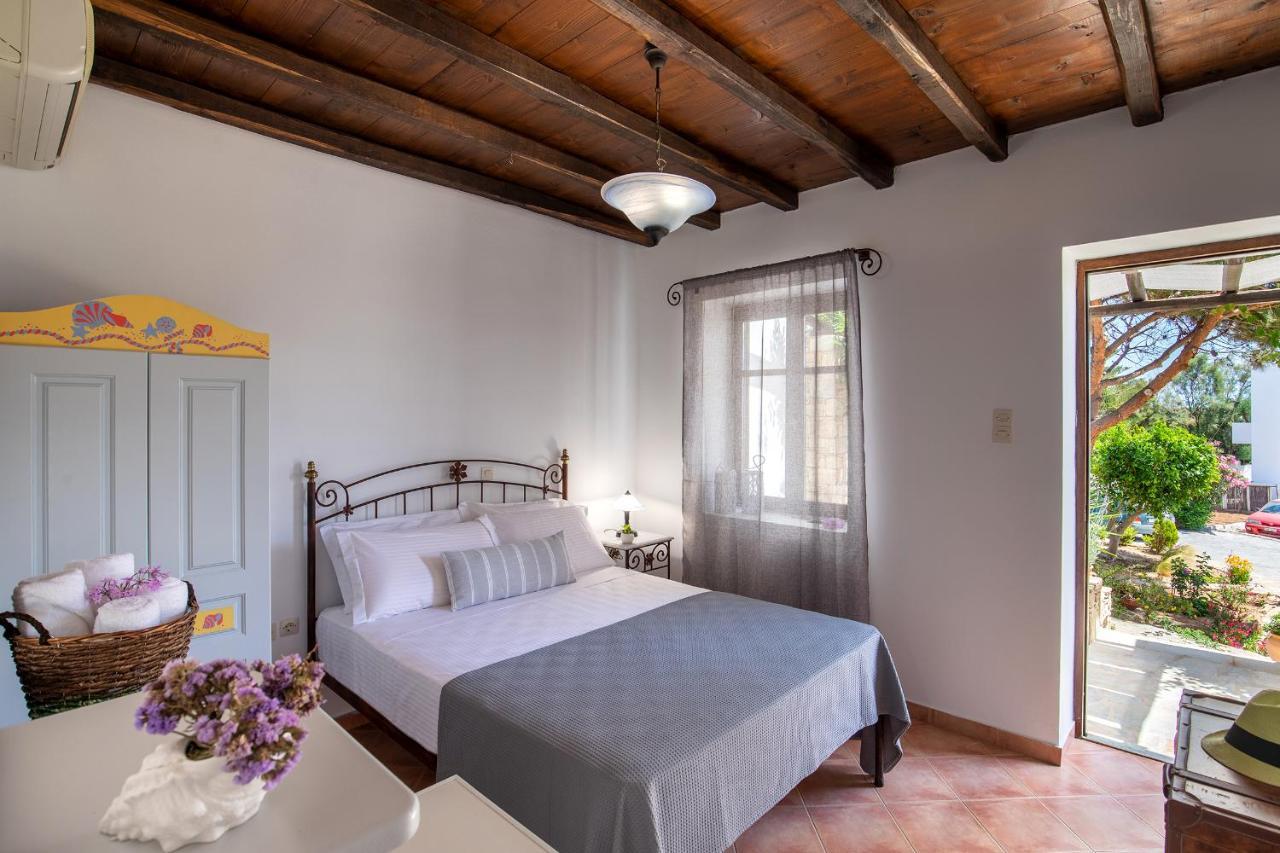 Cochili Rooms & Apartments Азолимнос Экстерьер фото