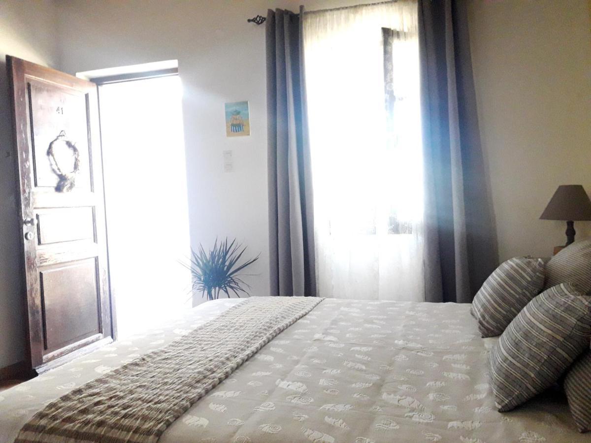 Cochili Rooms & Apartments Азолимнос Экстерьер фото